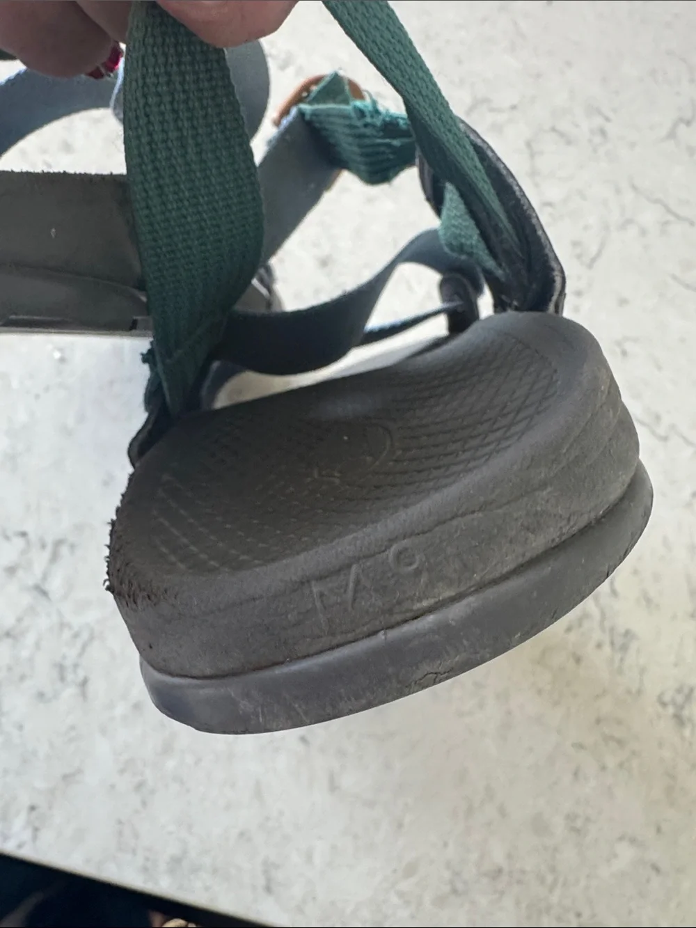 Chacos Men’s 9 Casual Strapped Sandals in Blue and Green